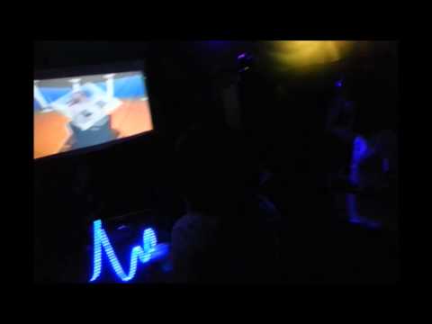 Gracie dropping Wink - Higher State Of Consciousness (Tweekin Acid Funk mix) at Candee Flip Oct 2013