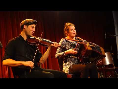 Sophie Cavez & Baltazar Montanaro