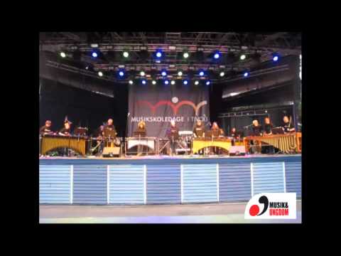 Axel F - Crazy Frog - (Musikskoledage i Tivoli 2011)