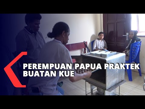 Dinas PPPA Kota Sorong Pemberdayaan Perempuan Papua Lewat Praktek Pembuatan Kue