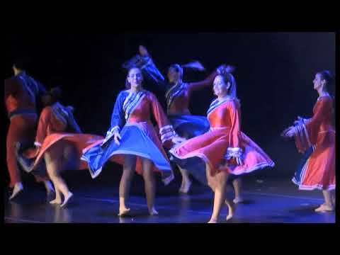 Lehakat Dorot Bogrim - Nirkod la Shalom - Show Dorot 2011