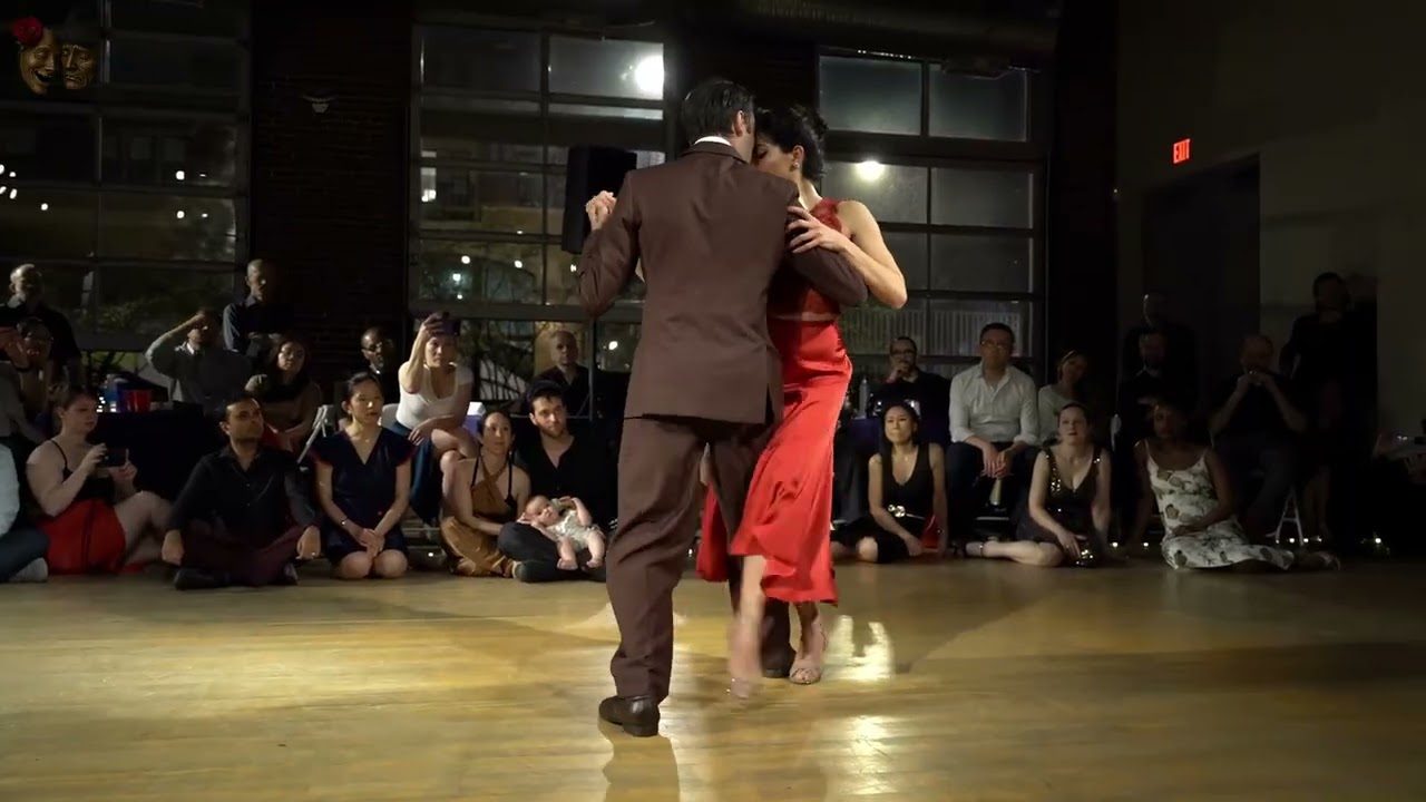 Video thumbnail for Lorena Tarantino and Gianpiero--   El Violin de Becho