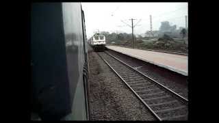 preview picture of video '12379/Sdah-Asr Jallianwalabagh Express Crosses Waria with HwH P7 30327'