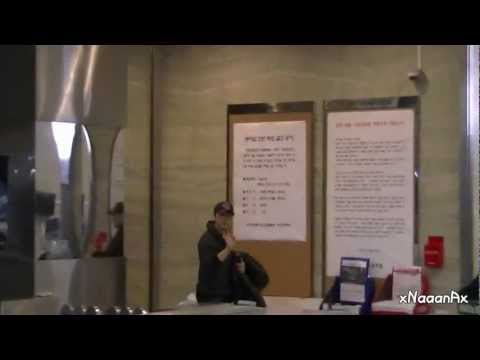 [Fancam] 120224 Sukira - Sungmin @ out