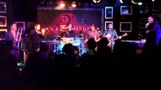 Monophonics "Holding Back Your Love" The Funky Biscuit, 4-25-2015