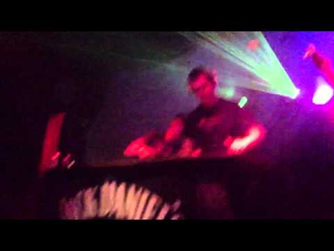 Essential Vibes 16.12.12 Matthew Pear