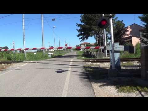 Passaggio a livello di via Trebbo - Consandolo (FE) / Level Crossing / prijelaz nivou / 道口