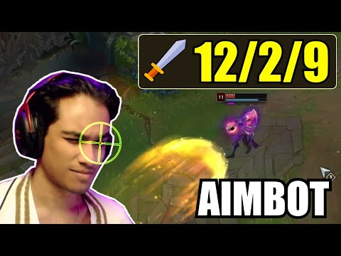 Rank 1 Ezreal but this game he has AIMBOT