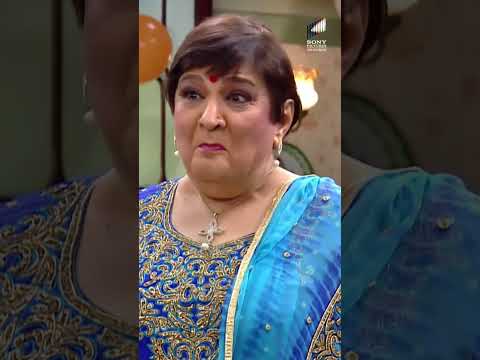 Mummy Ji को gift किसने दी ? | Sumit Sambhal Lega | #shorts