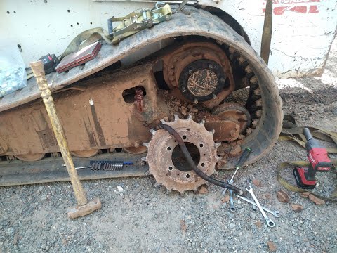 Bobcat T250 Drive Motor Rebuild