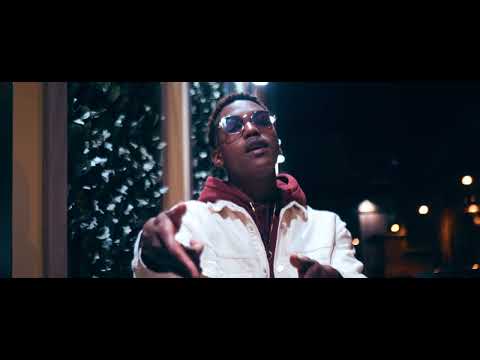 Frio (feat. Riccow) (Video Oficial) - 4K