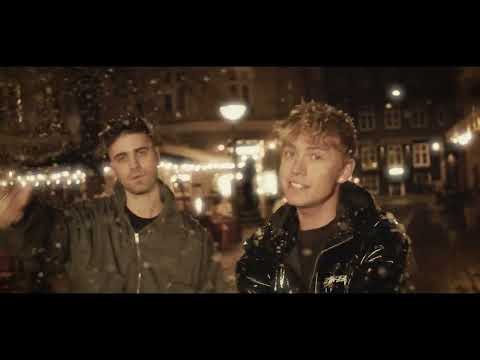 Mads Christian & simon - Julen Har Ændret Sig (Officiel Video)