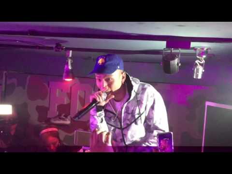 Loopy - King Loopy in club Henz(Live)