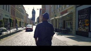 Caminhe Para o Rio [Walk to the River] David & Jenieva