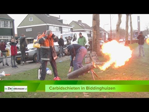 Politie Dronten controleert minder streng op vuurwerk dan vooraf afgekondigd Politie Dronten controleert minder streng op vuurwerk dan vooraf afgekondigd