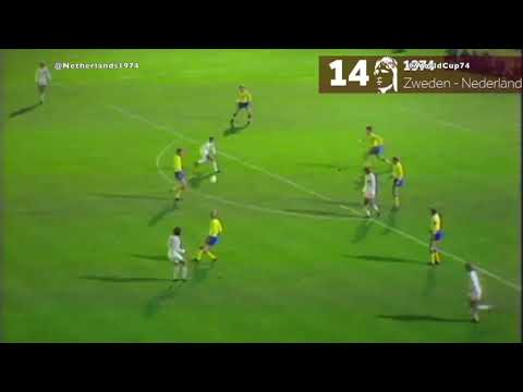 Brilliant van Hanegem-Cruyff goal vs Sweden post #WorldCup74