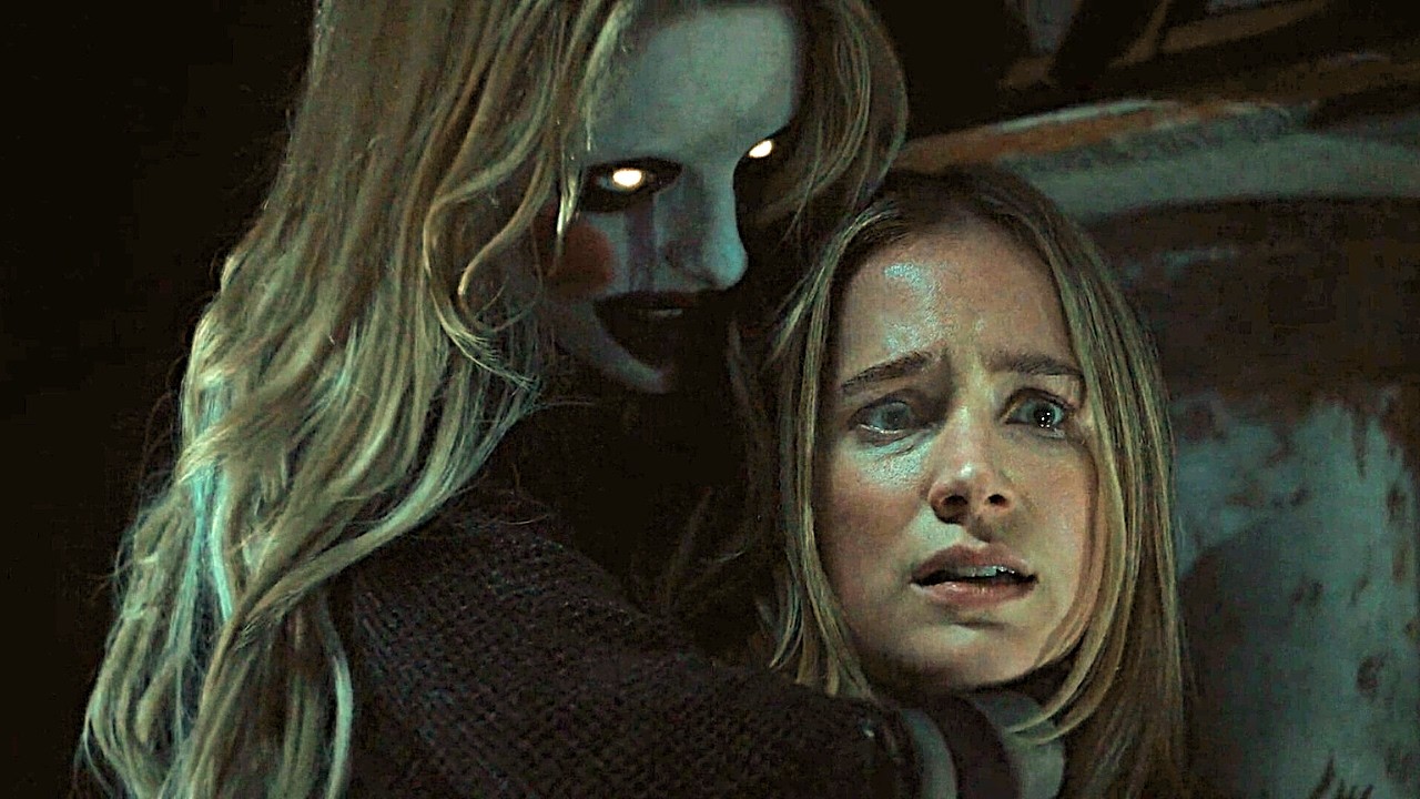 People In Town Are Attacked By Strange Creatures, Unaware There's A Reason Behind It