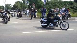 preview picture of video 'Harley Treffen Mühlheim 2012   Start der Ausfahrt'