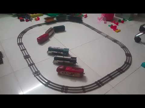 Louis Marx & Company wind-up clockwork vintage O-gauge train set O-scale tinplate with BELL!