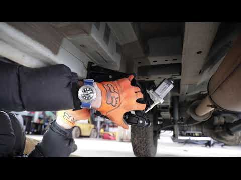 AMP Research POWERSTEP 4X4 Ford Transit Install & Review