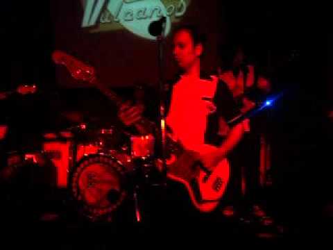 The Vulcanos - Surfin' Safari (Beach Boys cover)