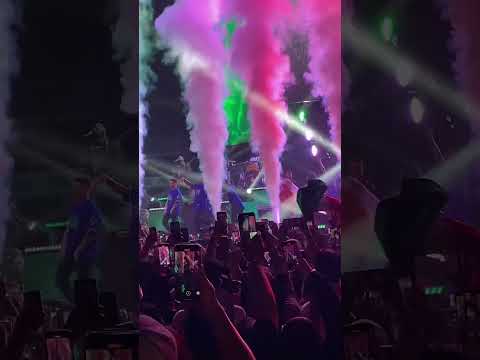 @SantaFeKlanOfficial Santa Fe klan San Diego concert 2023  #sandiego Por Mi Mexico !!!!