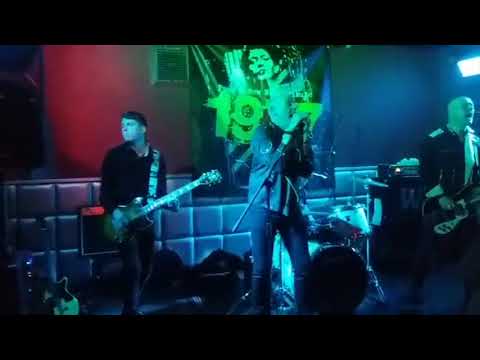 1977 play The Clash Complete Control