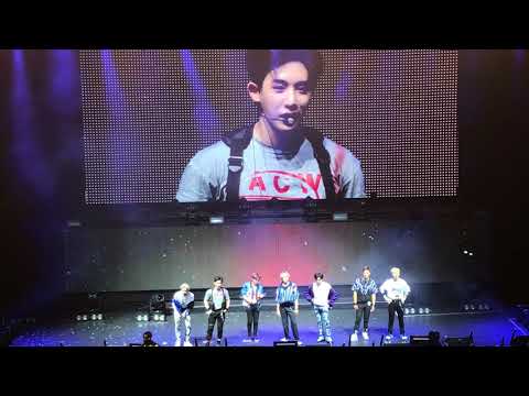 180617 MONSTA X shooting hearts to Monbebe! | THE CONNECT WORLD TOUR IN LONDON 2018