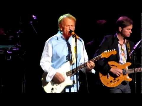 The Beach Boys "Then I Kissed Her" LIVE in Sydney 30th August 2012