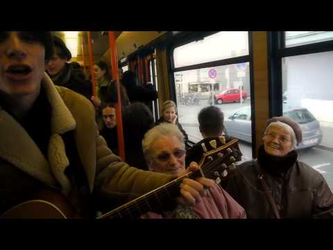 Auletta: Offizielles Video zu "Pöbelei & Poesie"