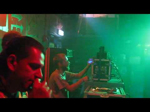 Food Bass Shelter Soundsystem at Dub in the Vinger 2016 - 7