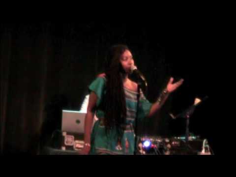 download lagu mp3 mp4 Queen Godis, download lagu Queen Godis gratis, unduh video klip Queen Godis