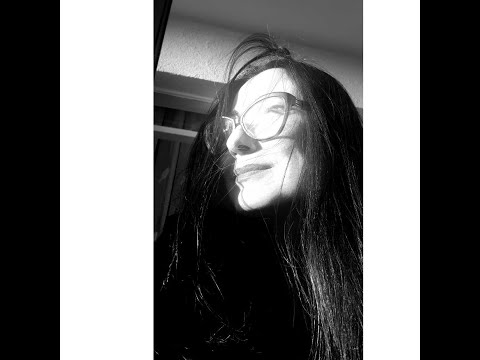 Burcu Erbaş - Orospu Kırmızı