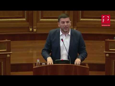 Ia përmendin "Ritmin e rrugës", "nervozohet" Memli Krasniqi