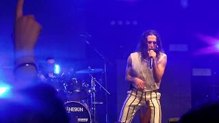 Måneskin live in Milan, 20.12.2018 - Beggin' (Madcon cover)