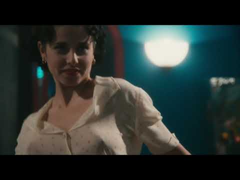 afbeelding Frivolous Lola - Mambo Italiano 4K