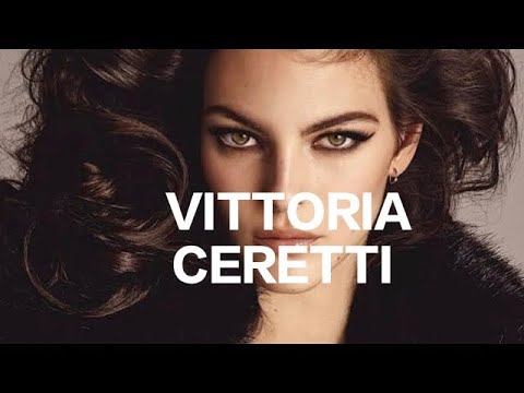 VITTORIA CERETTI  // CHANEL RUNWAY COLLECTION