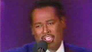 LUTHER VANDROSS  - A House Is Not A Home (Live w / lyrics)