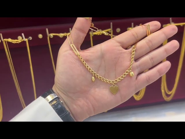 عقد ذهب عيار 18