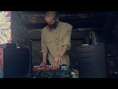 Staircase Sessions: Joe Donkin