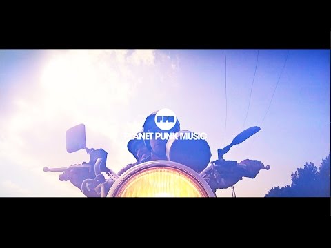 Klaas feat. Lorela – Hungover by a Dream (Club Mix Video)