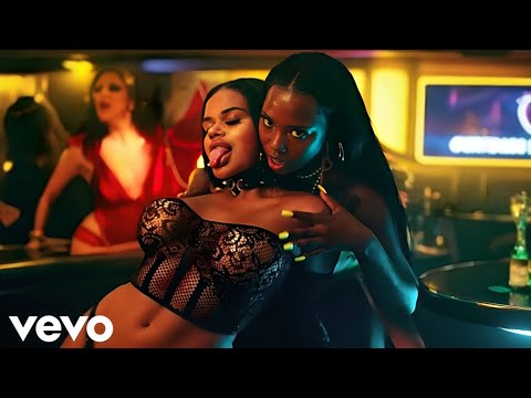 Tyga ft. Saweetie &amp; Latto - Savage (Official Video)