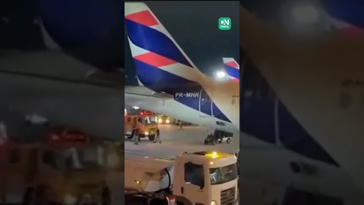 Imagem da notícia Passageiros são retirados de avião após incêndio em esteira de bagagem