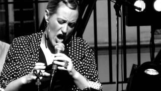 Alice Russell - Hurry On Now (Live)