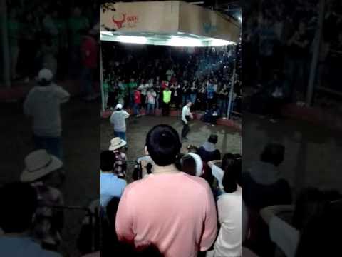 GASPER VS MAKO - TORO FEST 2016 (BATALLAS DE RAP)