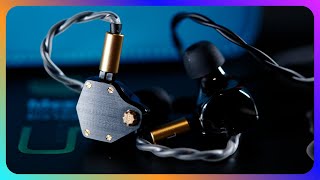 Weirdest earphones ever reviewed! UM MEST Jet Black review