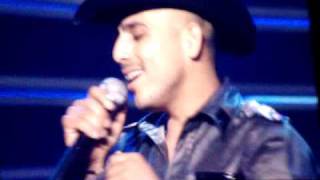 Espinoza Paz - Olvidame Tu (Nokia Theater 2-13-10)