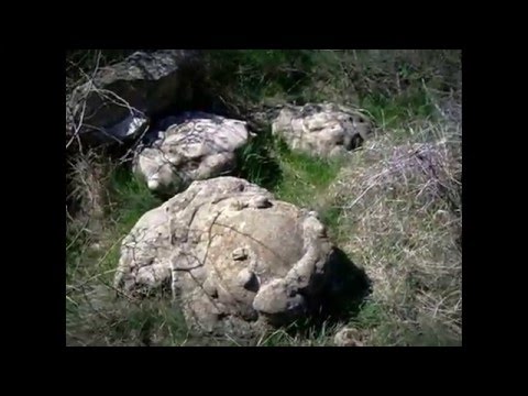 Trovanti - Izvoru Dulce ( Merei )