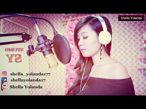 SHELLA YOLANDA  REMBULAN MALAM