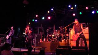 Saliva - One More Night (live)